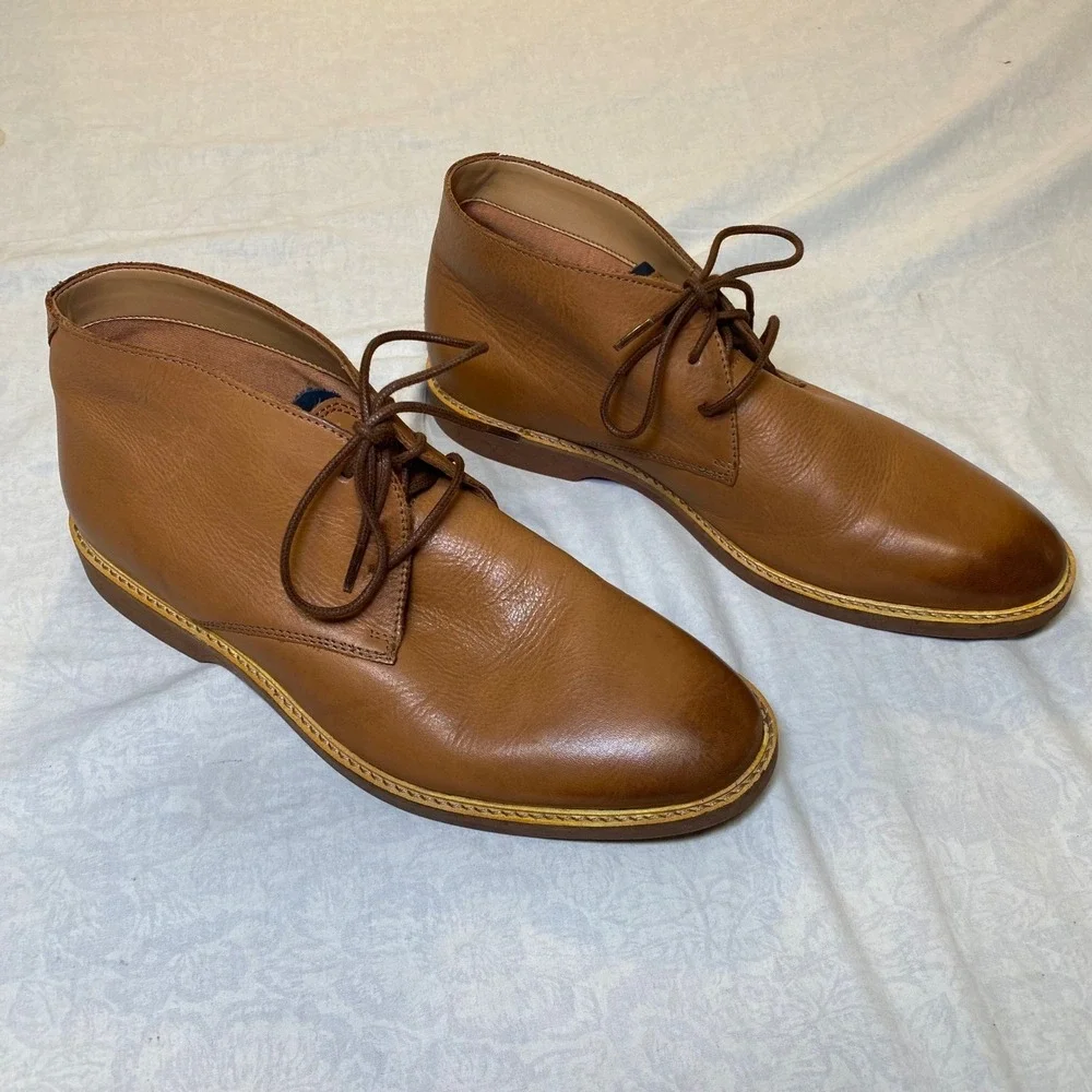 Clarks Mens 10.5 M Brown Leather Chukka Desert Boots Lace Up Casual Shoes